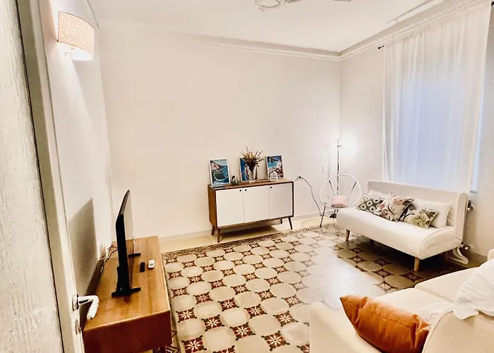 Rossella - 5 Terre Near The Station