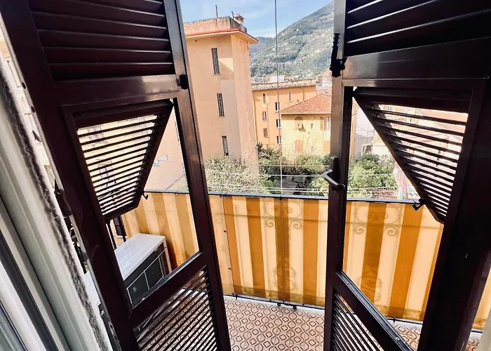 Rossella - 5 Terre Near The Station Apartment *